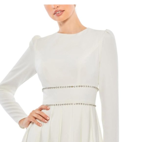 MAC DUGGAL EMPIRE WAIST LONG SLEEVE PLEATED WHITE GOWN sz 4 - Picture 3 of 6
